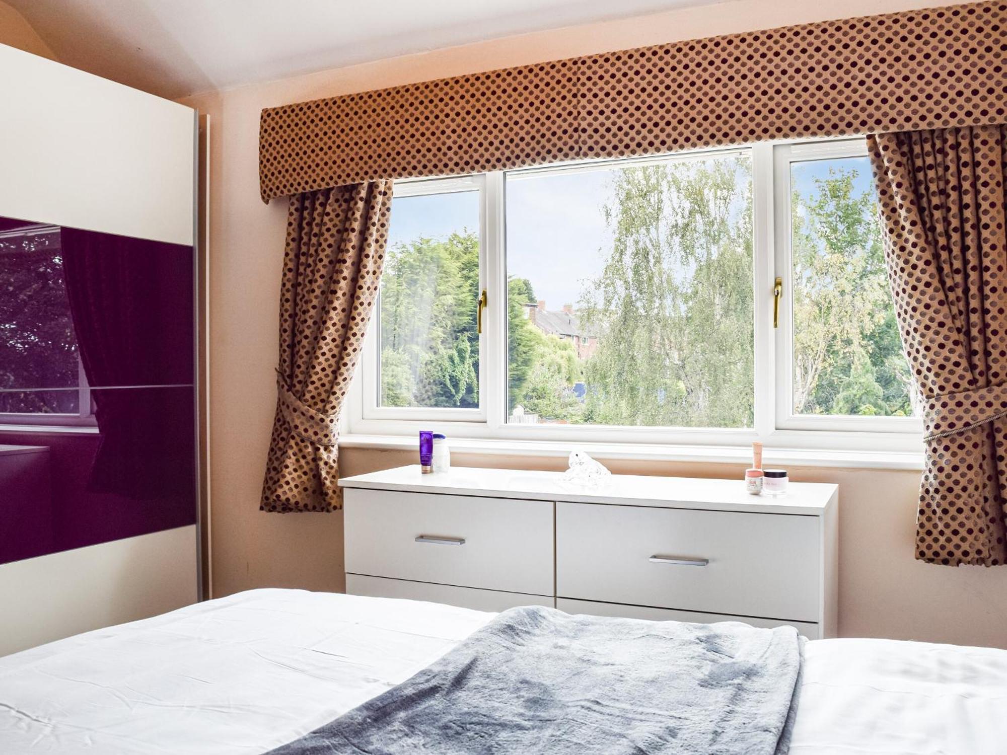 Serenity Comfort Саттон-Колдфілд Екстер'єр фото